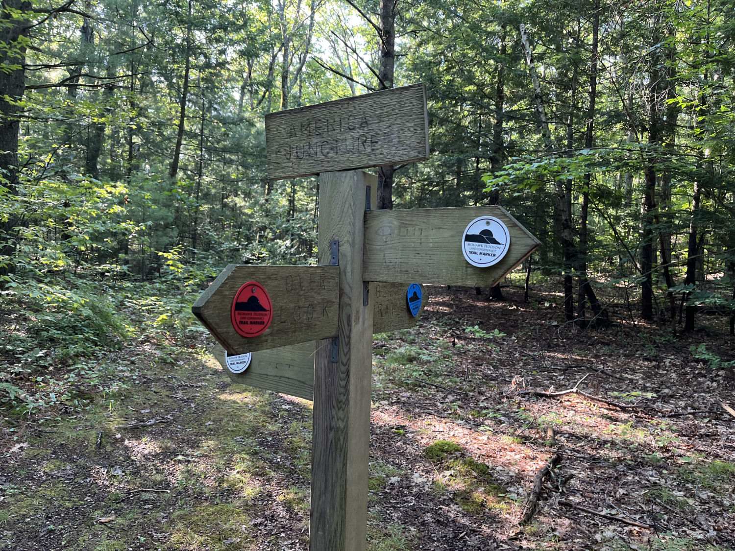 Patriotic trail intersection